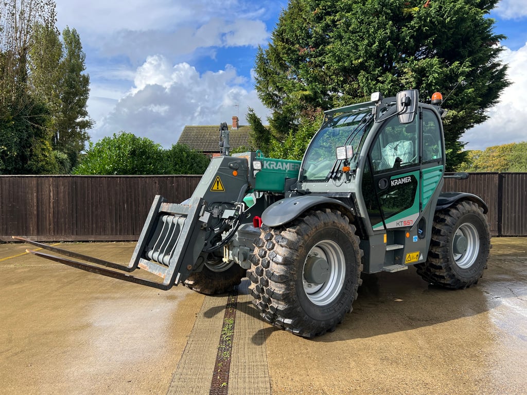 2023 Kramer KT557
