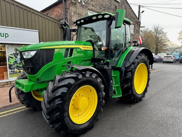 2023 John Deere 6R 155