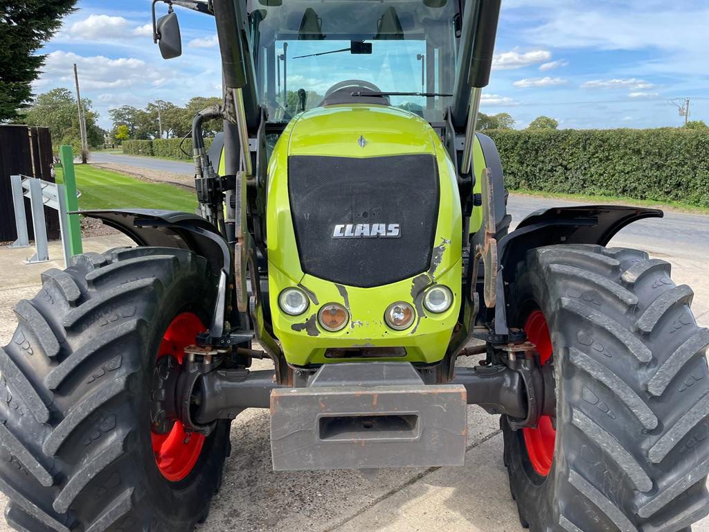 Claas 340 TRACTOR Equipment Sales