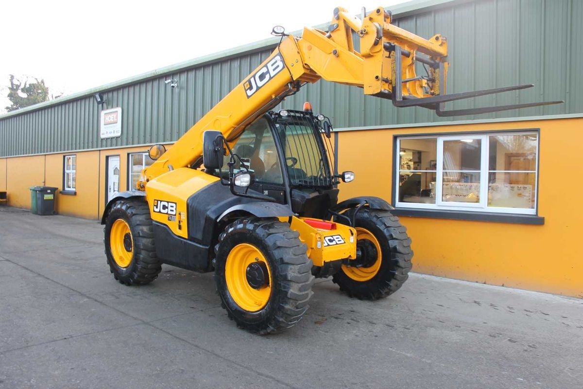 2017 JCB 541-70